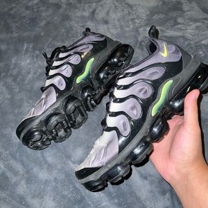 Vapor max plus